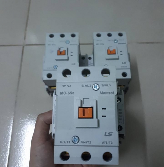Contactor (Khởi động từ) LS MC series  MC-65a 110VAC